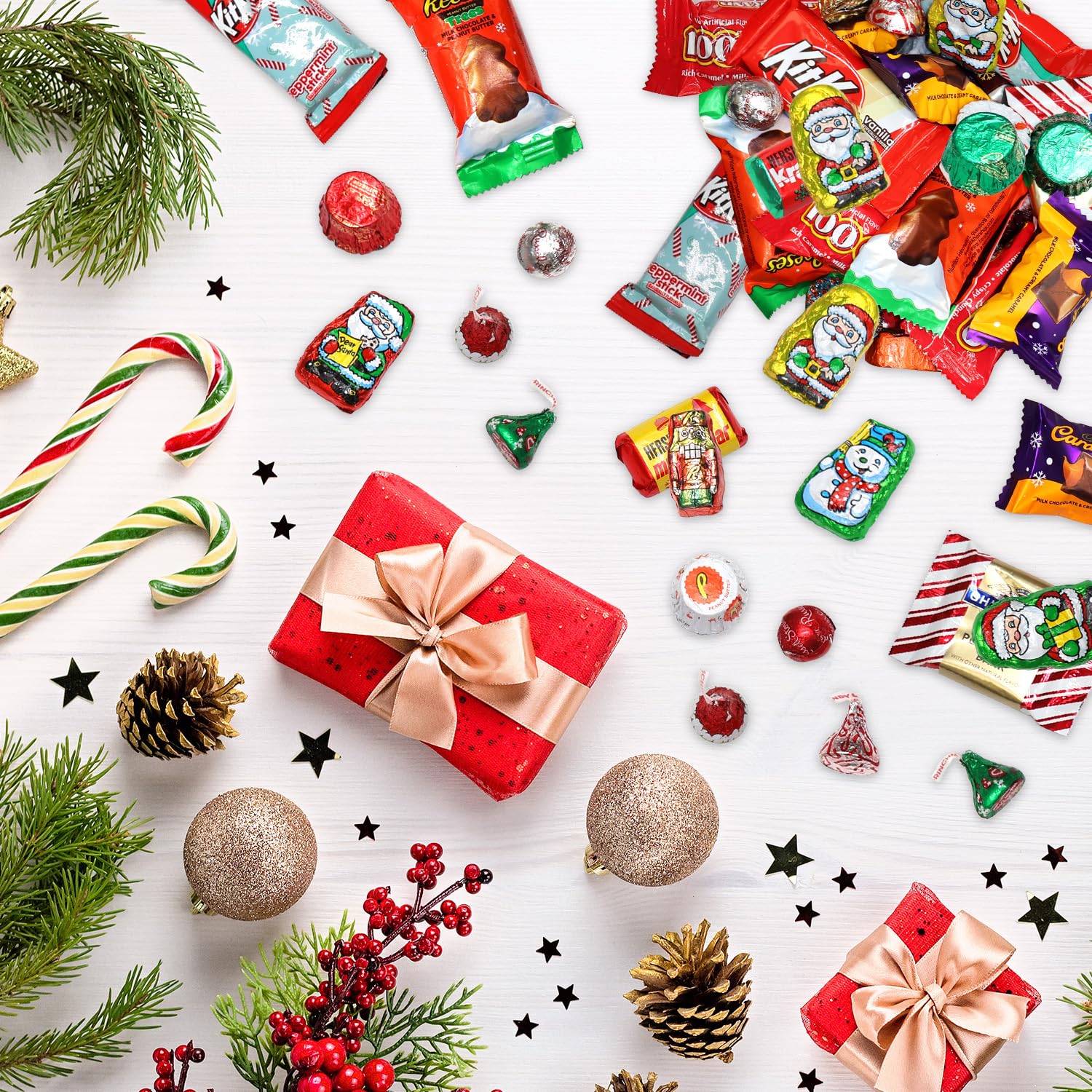 Bulk Christmas Candy Chocolate Variety Mix 4 LB - Individually Wrapped Assorted Holiday Themed Chocolates Assortment for Classroom Candy, Bowls, Parties, Stockings & Gift Bags - 图片 4